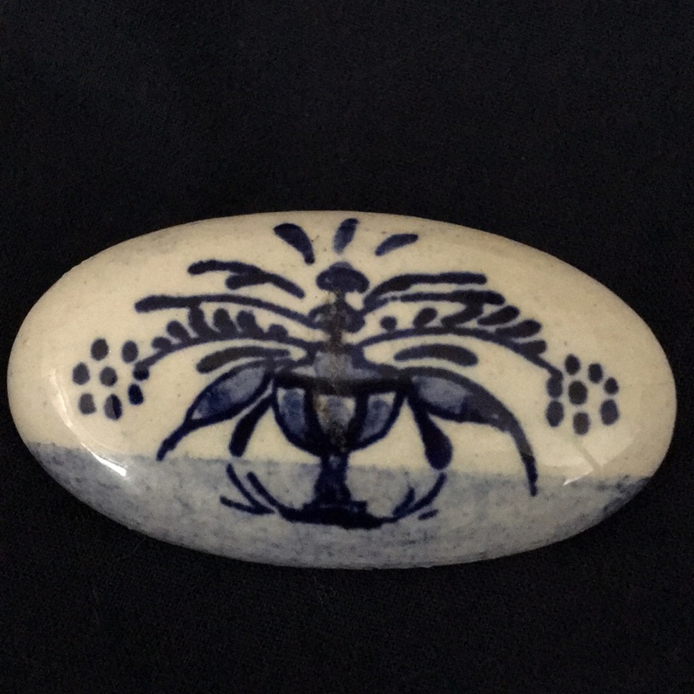 Vintage delft flowerpot oval brooch Old delfts